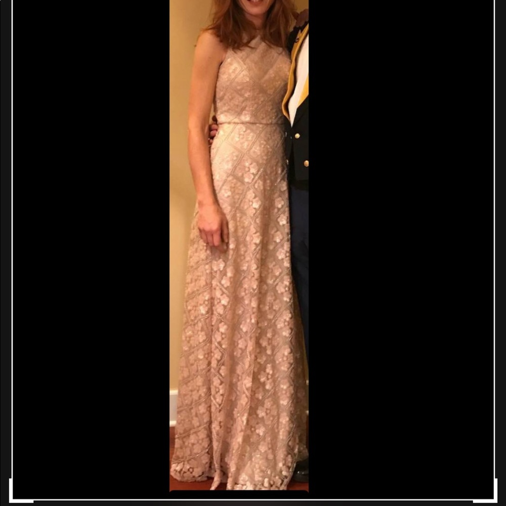 Gorgeous beaded sequin evening gown worn 1 X sz 4